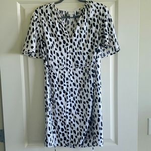 A new day white and black dress Small
